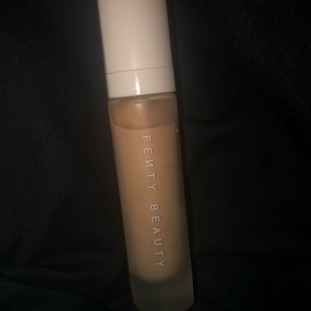 Fenty soft matte foundation